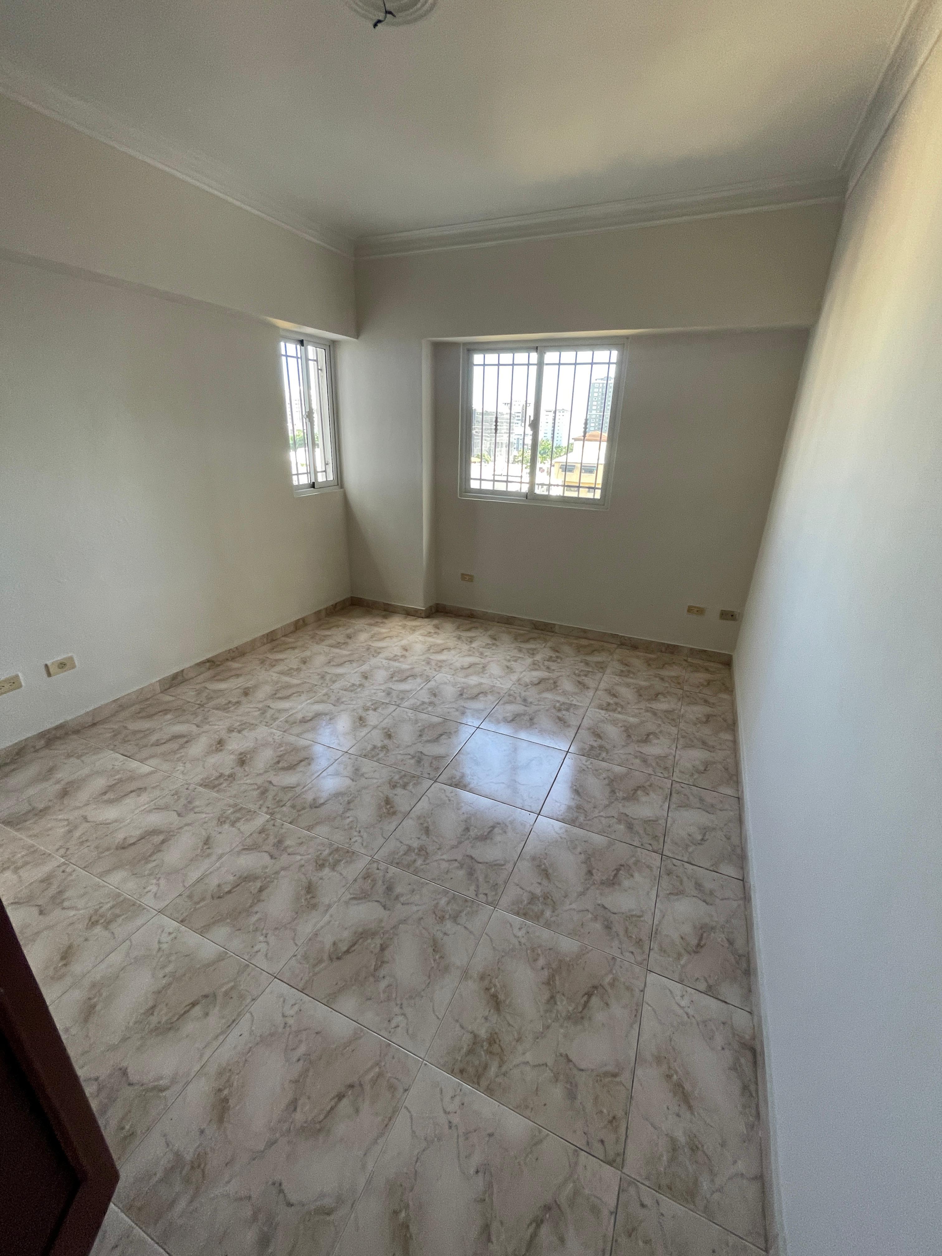 apartamentos - Apartamento de 3 Habitaciones, Renacimiento 6