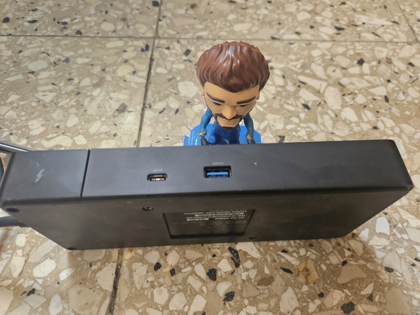 computadoras y laptops - Dell Docking WD19TBS 1