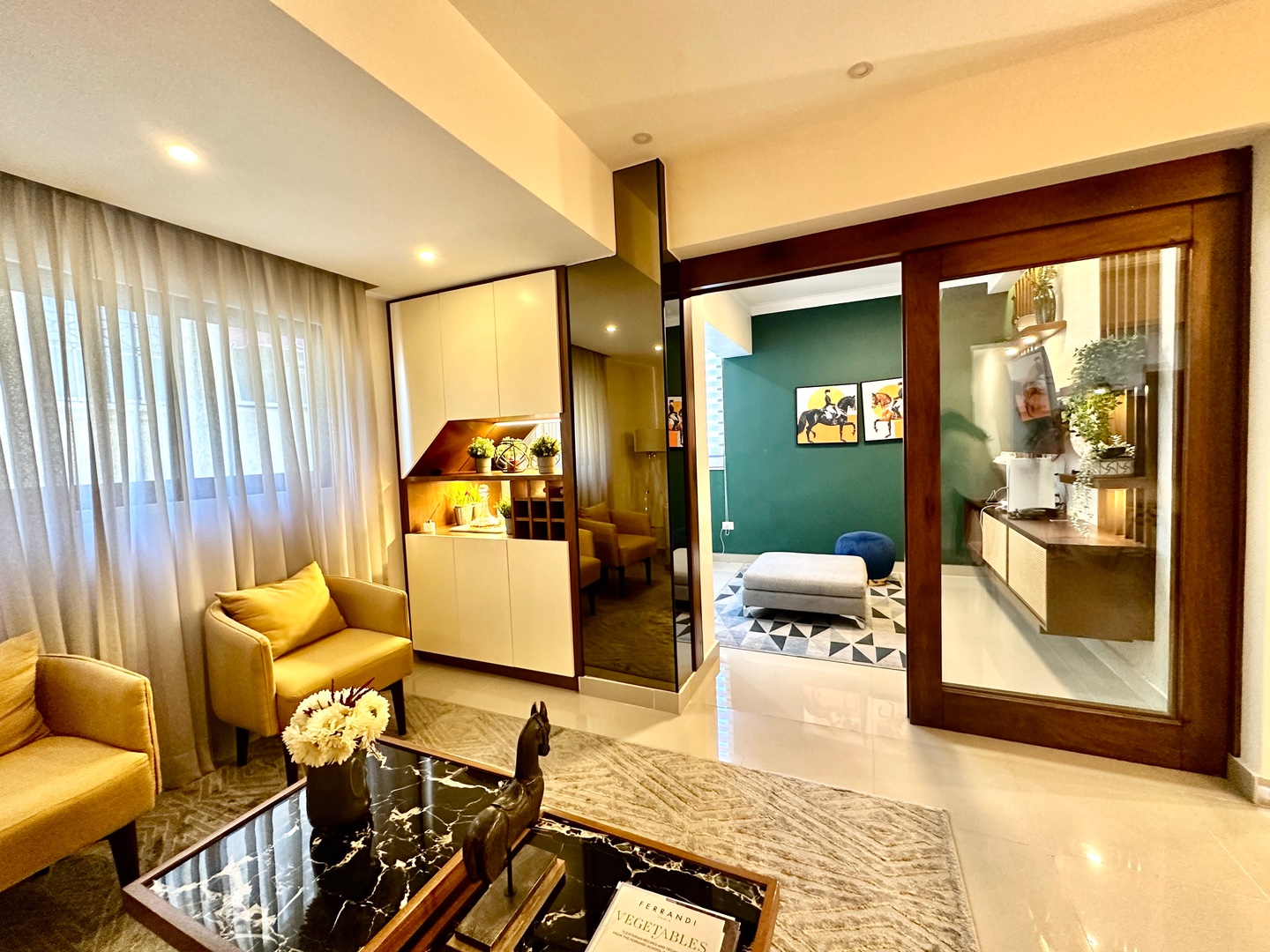 apartamentos - Apartamento en venta de 3 habitaciones en Evaristo Morales 0
