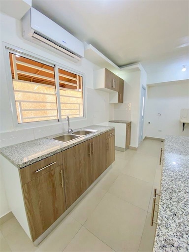 apartamentos - Apartamento en venta de 3 Habitaciones ubicado en San Isidro  2