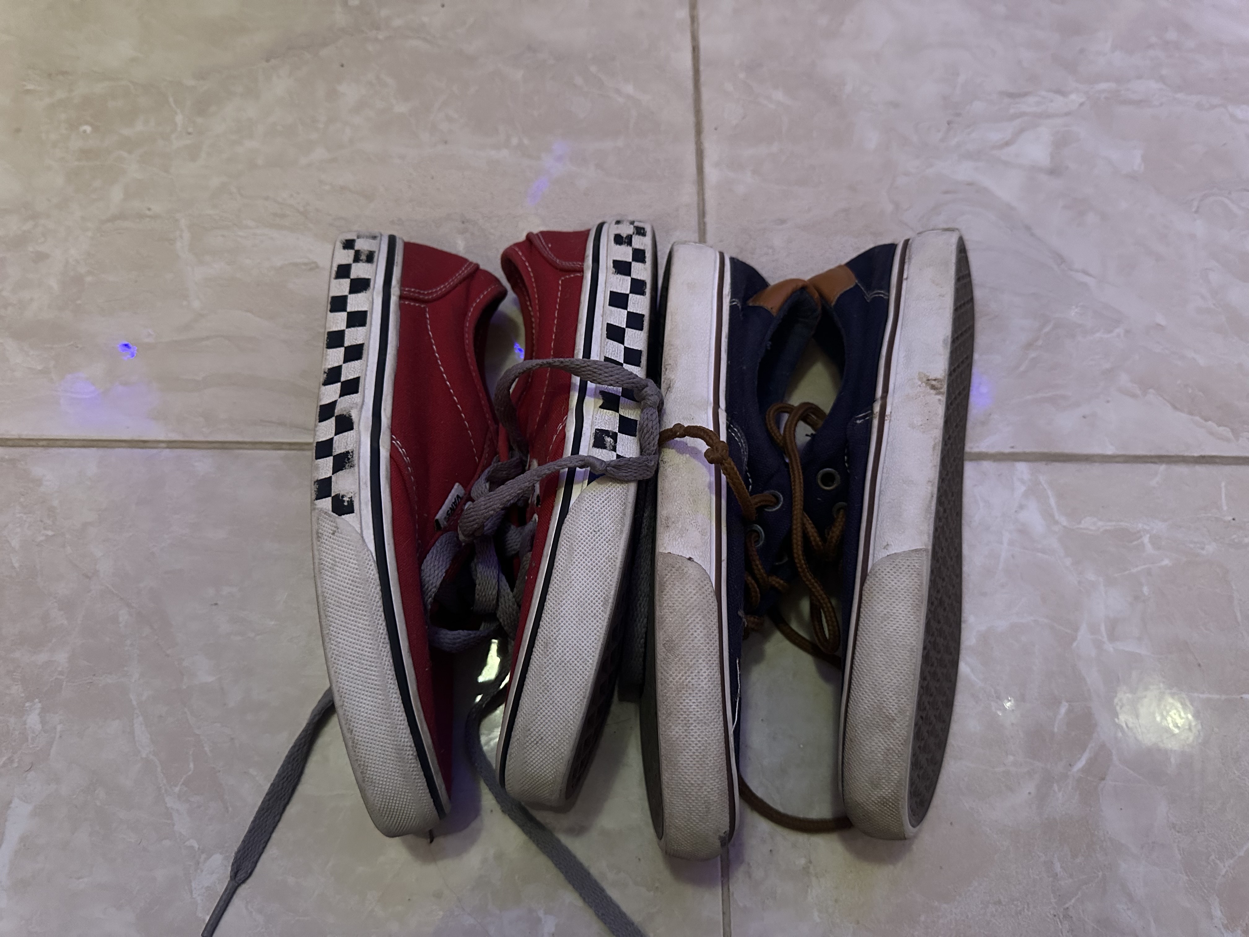 ropa y zapatos - vendo zapatos de niños en buen estado originales  2