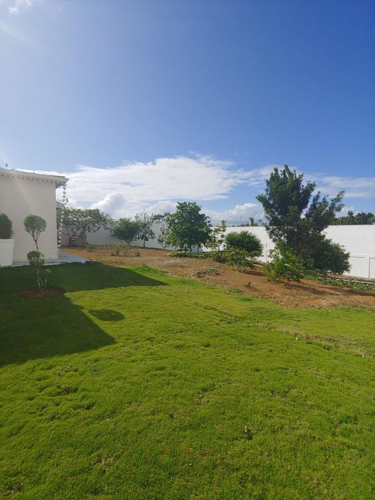 casas vacacionales y villas - Se Vende Villa Ubicada en Villa Riva, Duarte 2
