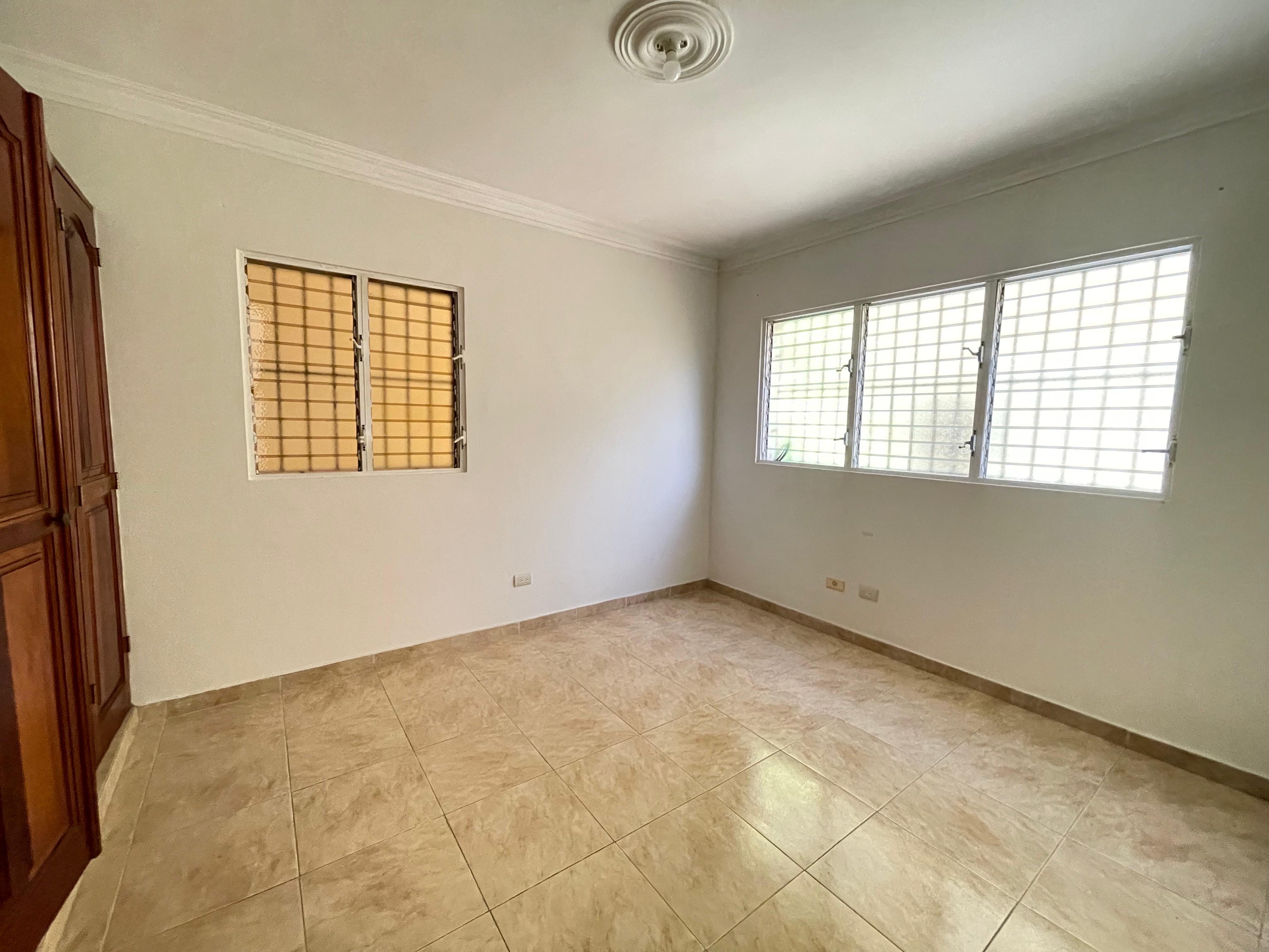 apartamentos - Apartamento De Venta en la Avenida Independencia, Santo Domingo  4