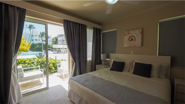apartamentos - Venta de apartamento primera línea de playa en Bavaro punta cana 5