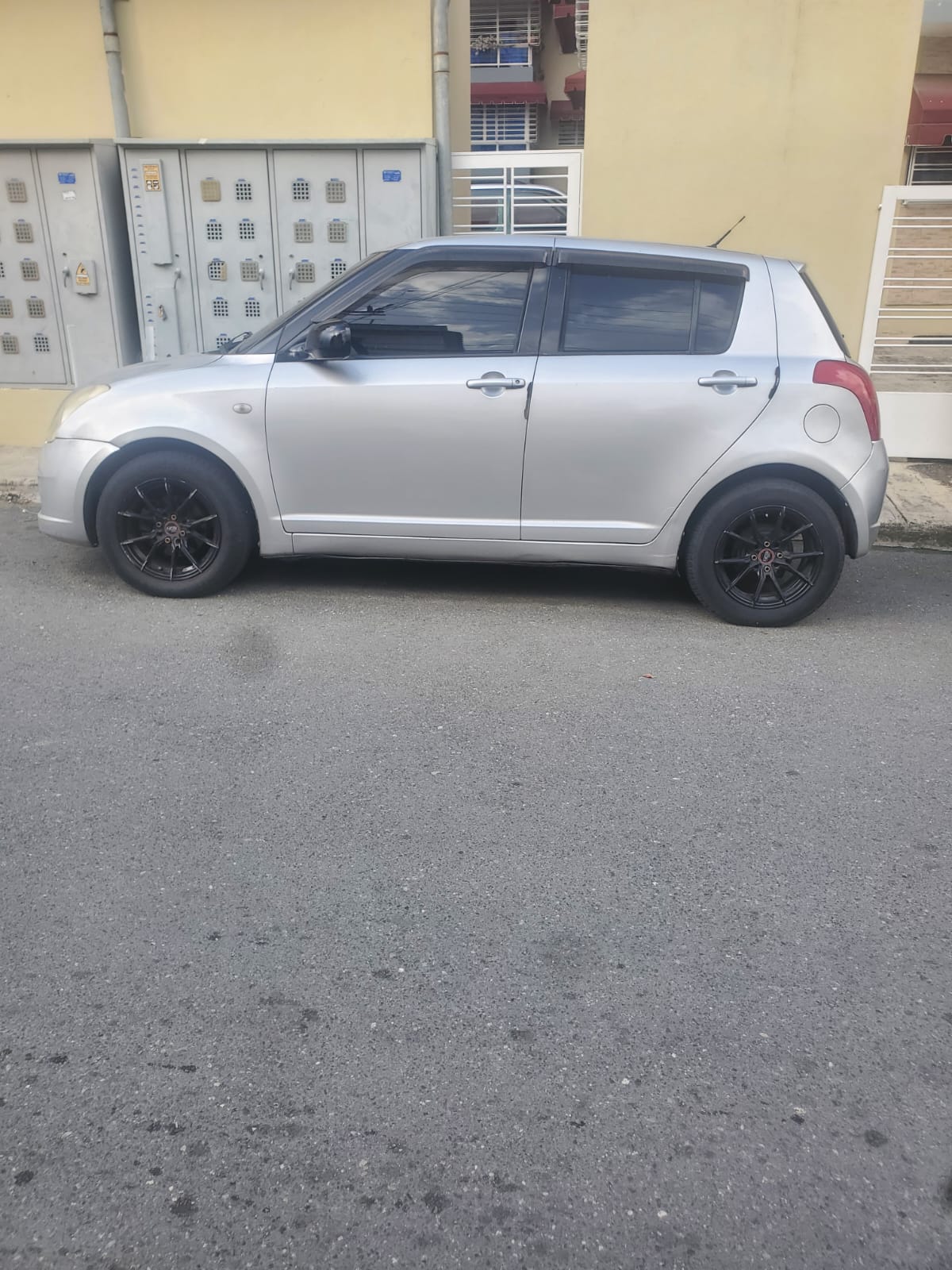 carros - Suzuki Swift 2008 Ligeramente Negociable 1