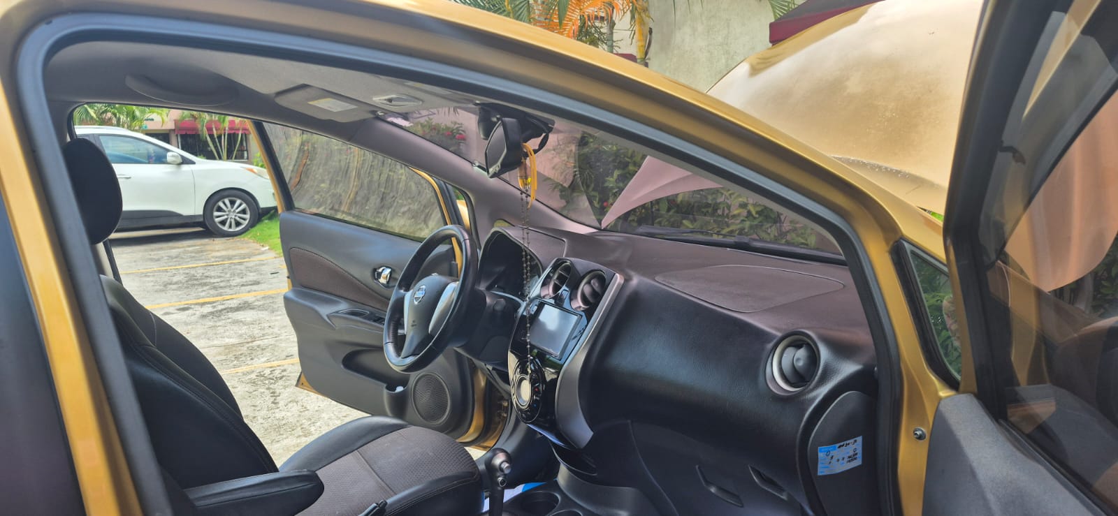 carros - NISSAN NOTE 2015 [como nuevo, por motivo de viaje] 4