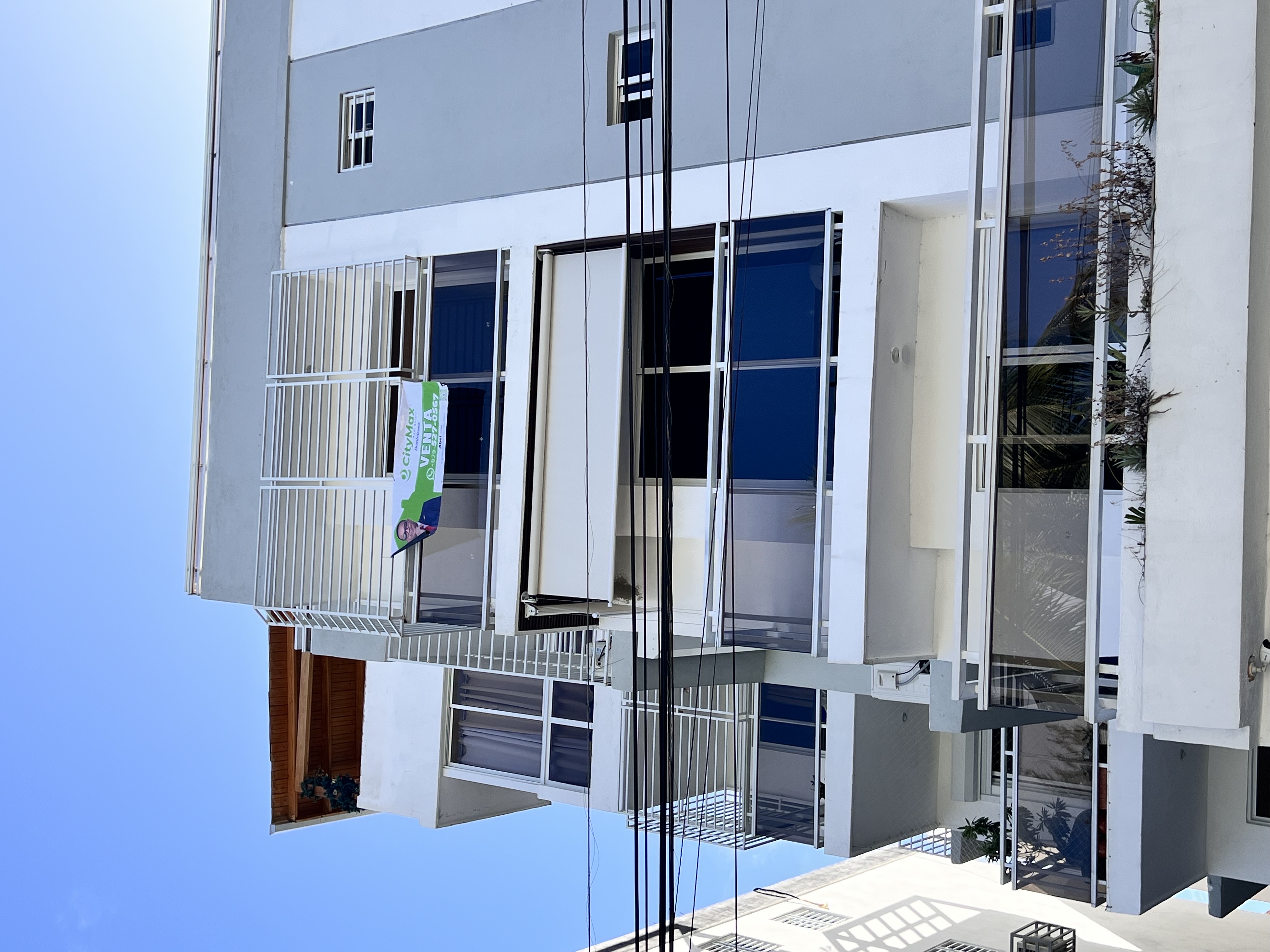 apartamentos - Vendo acogedor apartamento 2 habitaciones 2 baños 1 parqueo ascensor planta full 9