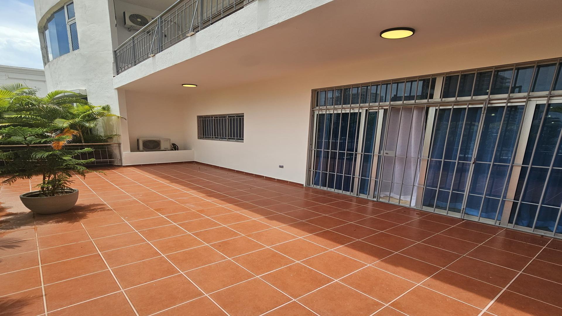 apartamentos - Venta apartamento vacío y/o Alquiler amueblado con terraza en Piantini 1