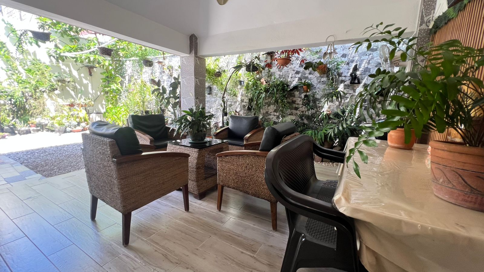 casas - Casa en Venta en Res Cerrado en el Km 14 Aut. D. 3