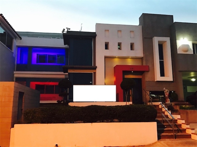 oficinas y locales comerciales - En venta clínica de Cirugía de Estética Habilitada ubicada en el centro  6
