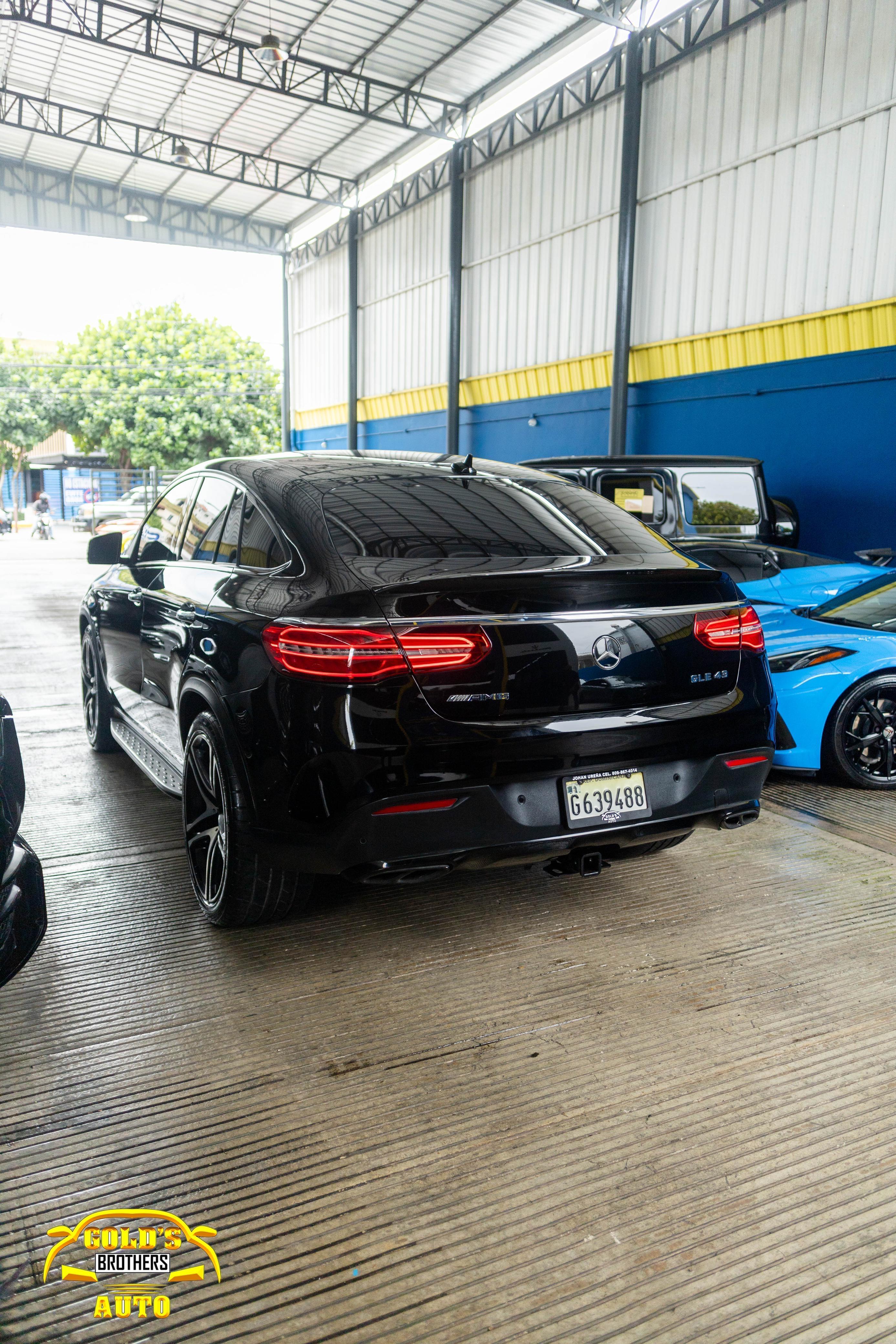 jeepetas y camionetas - Mercedes Benz GLE 43 AMG 2019 Clean Carfax Coupe 3