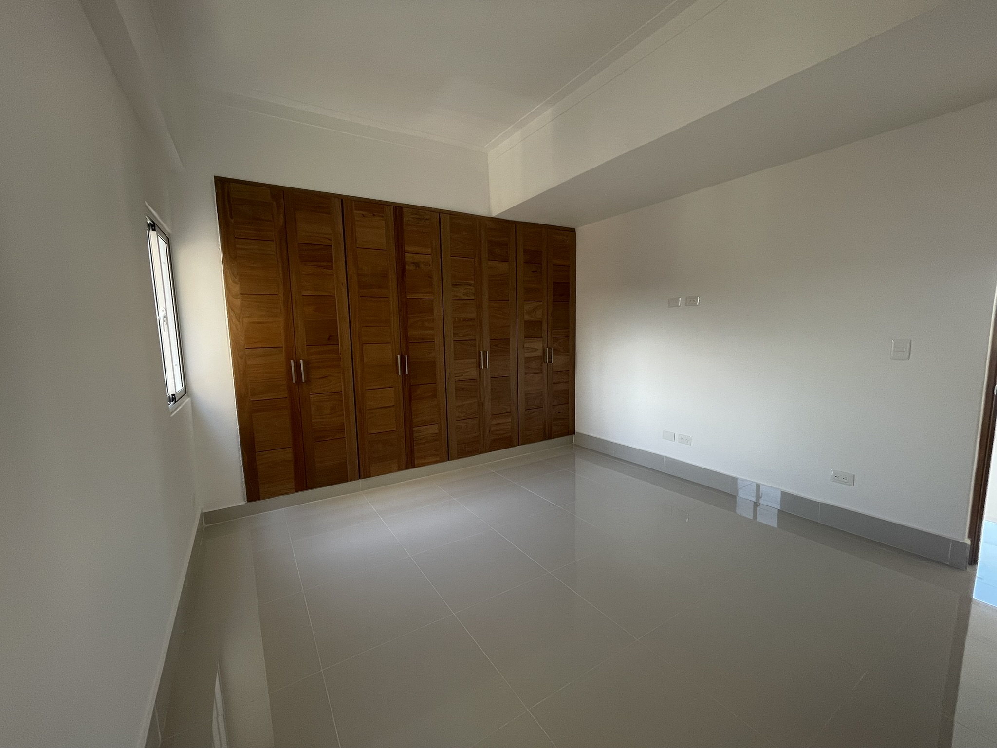 apartamentos - Apartamento en venta 3 habitaciones 2 baños 2 parqueos en Colina de Los Rios 4