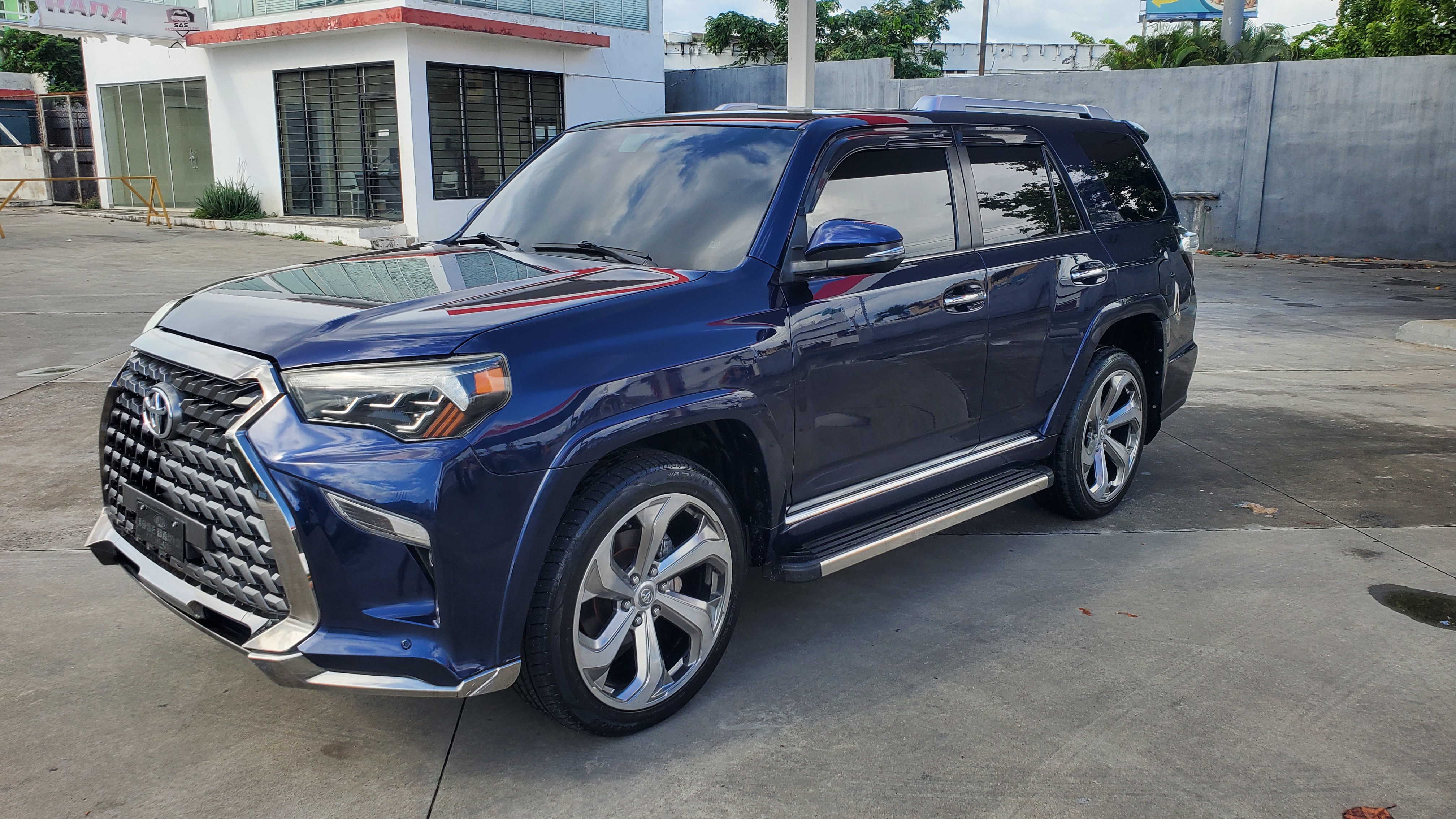 jeepetas y camionetas - 2016 Toyota 4Runner Limited (full) *BIEN NEGOCIABLE* 0