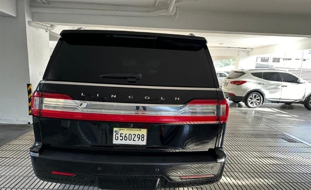 jeepetas y camionetas - 2021 Lincoln Navigator Reserve @autocoree_ 4