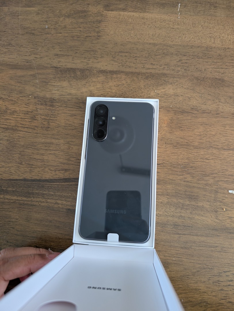 celulares y tabletas - Samsung Galaxy A56 Nuevo  1