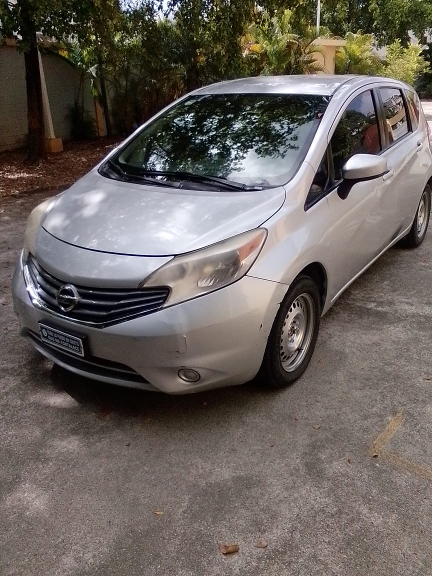 carros - Nissan Note 2015