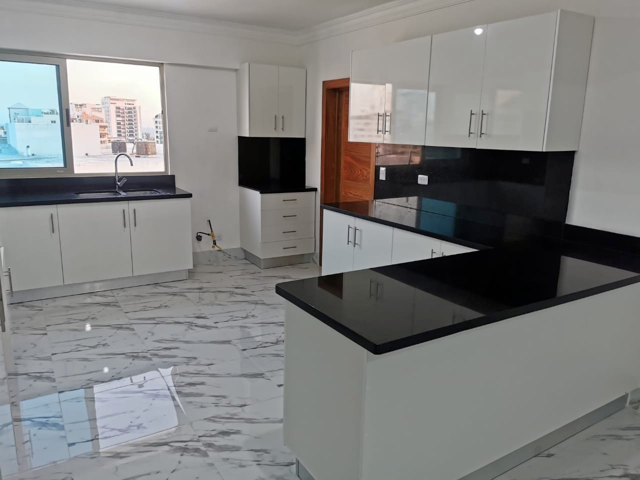 penthouses - Penthouse 3 niveles en bella vista norte  piso 10,11,12