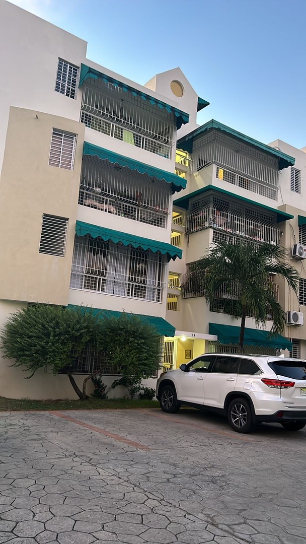 apartamentos - 🏠 **Apartamento en Venta en El Millón** 🏠  
📍 **Próximo a la Embajada Cubana  1