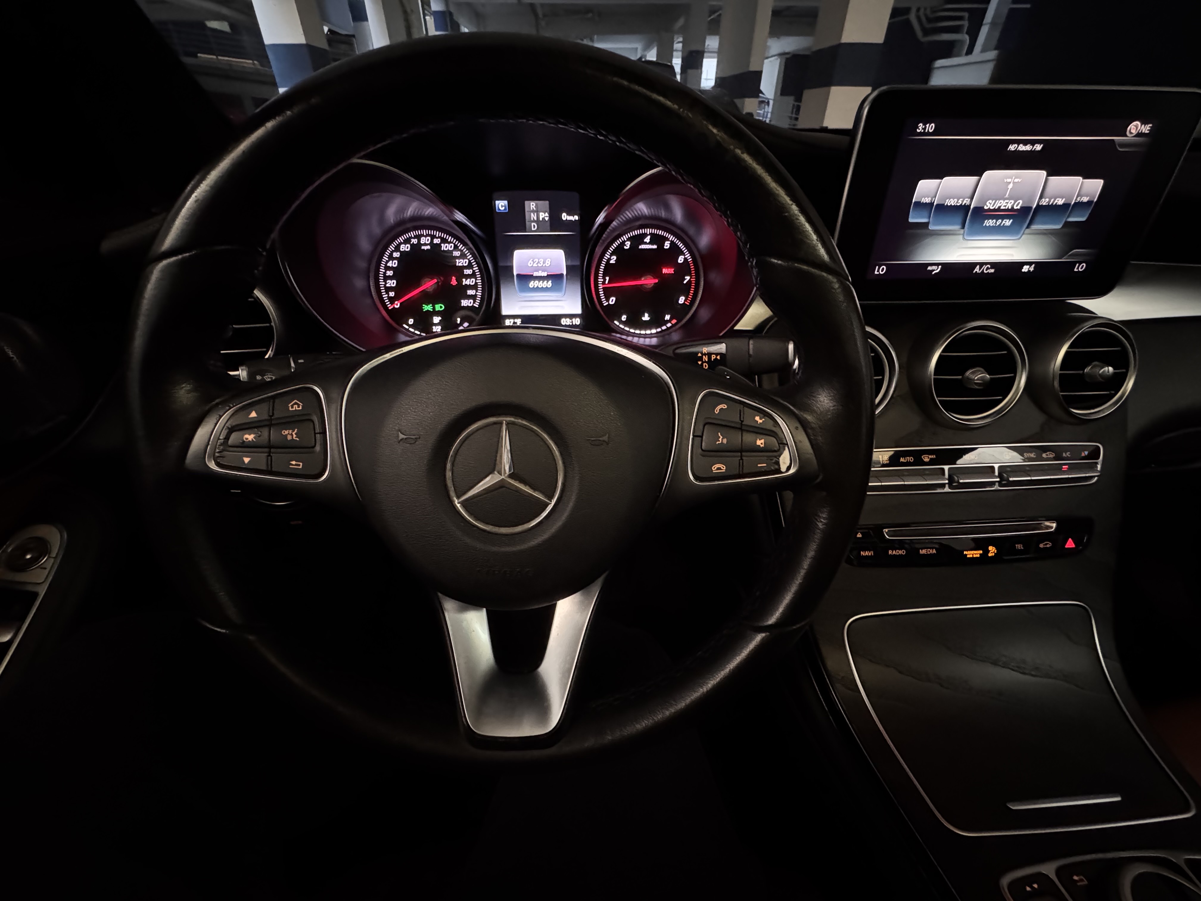 jeepetas y camionetas - Mercedes Benz GLC300 2018 9