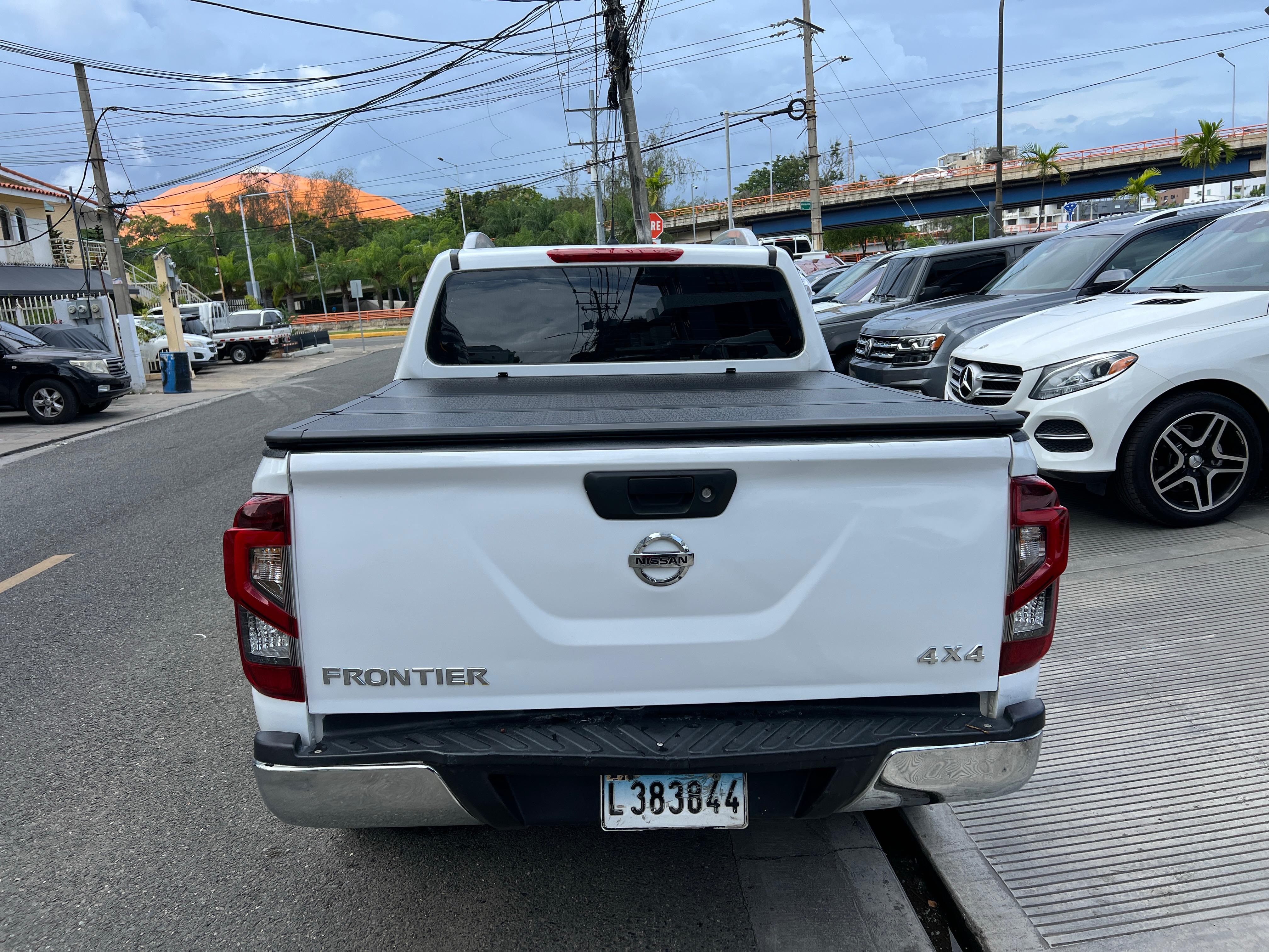jeepetas y camionetas - Nissan Frontier NP300 2019 Modificada 6