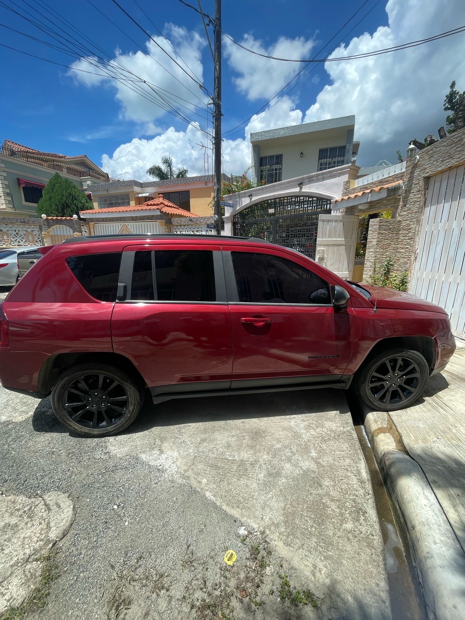 jeepetas y camionetas - oportunidad se vende Jeep Compass 2015 negociable  2