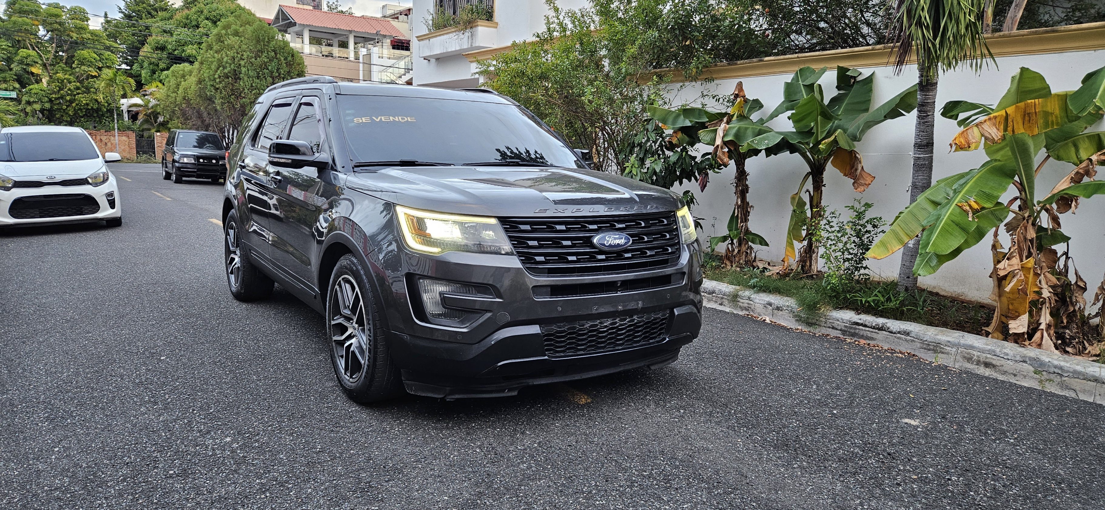 jeepetas y camionetas - Ford Explorer sport Panorámica 