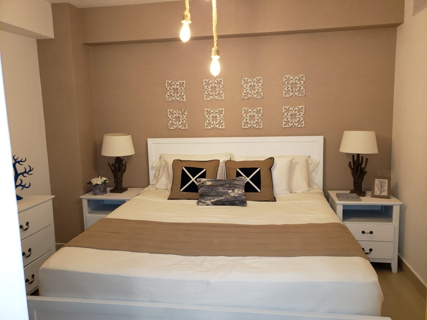 apartamentos - Alquilo Apto de Lujo Amueblado en Juan Dolió en 1era Línea de Playa
CÓDIG: PD221 4