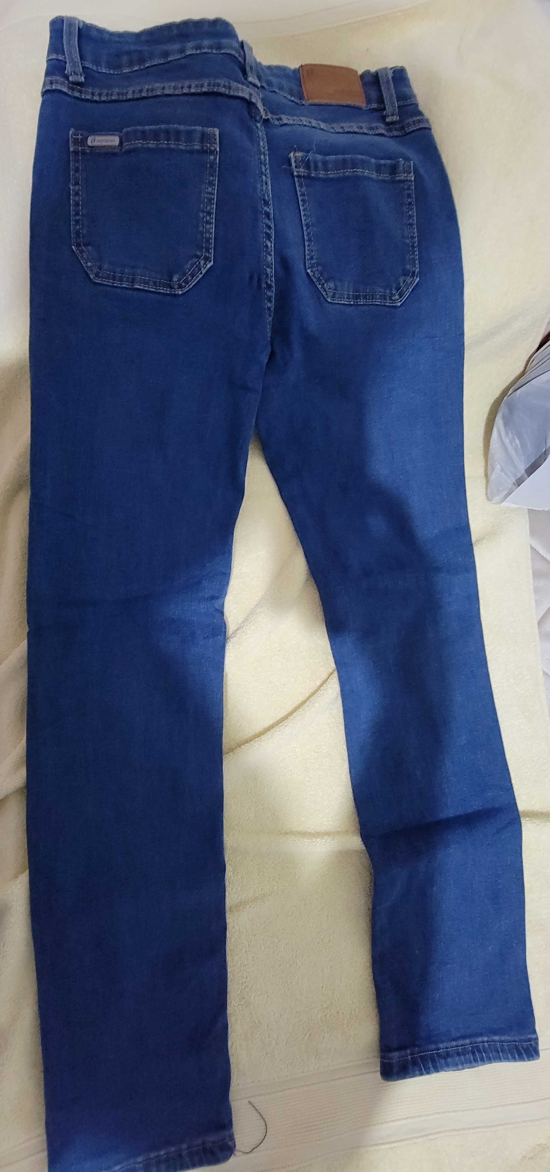 ropa y zapatos - Vendo ropa para niños 10,12,14 polos y pantalones 8