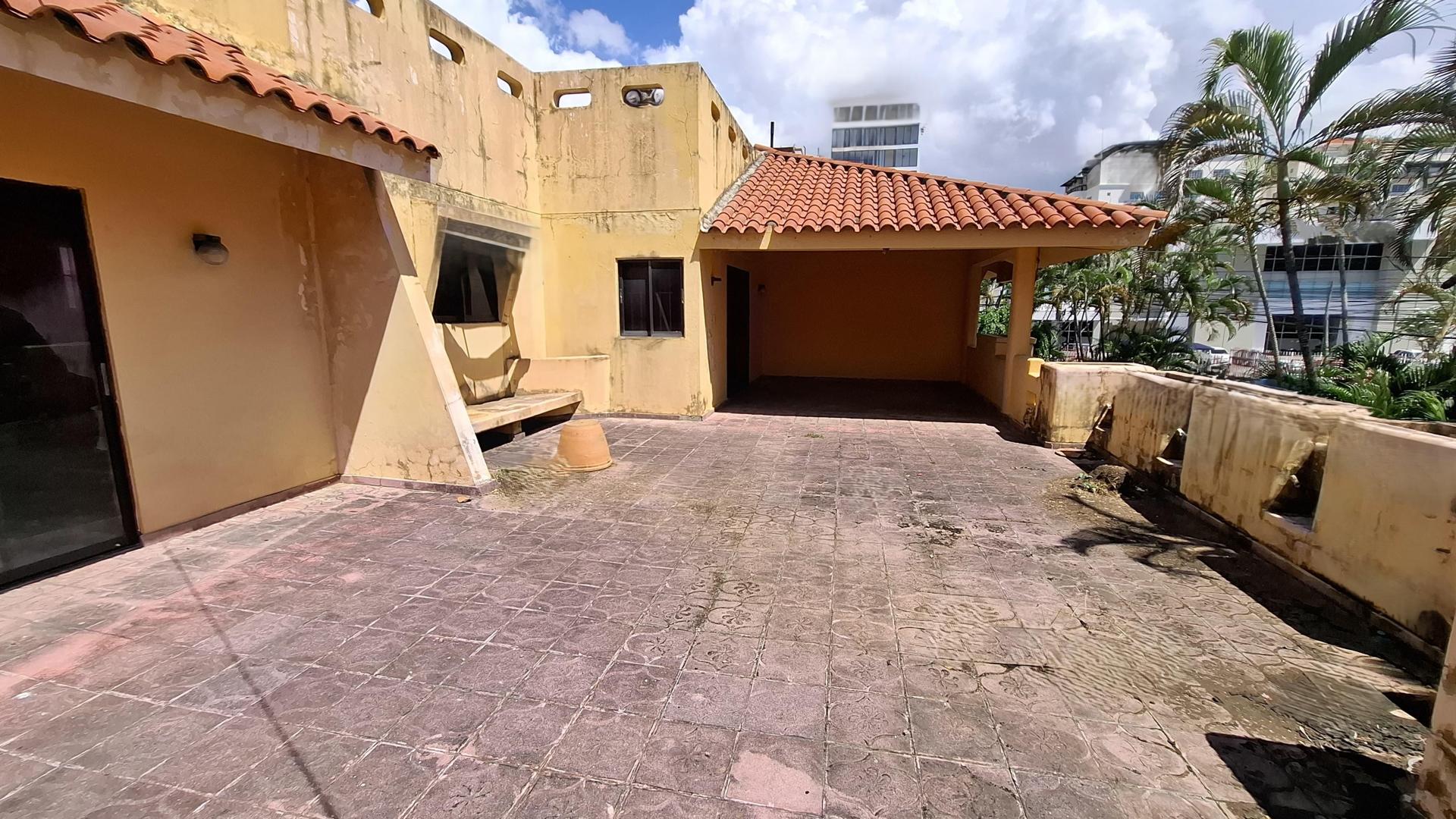 casas - ALQUILER DE CASA EN SECTOR DE NACO – TERRENO 637.5M2 3