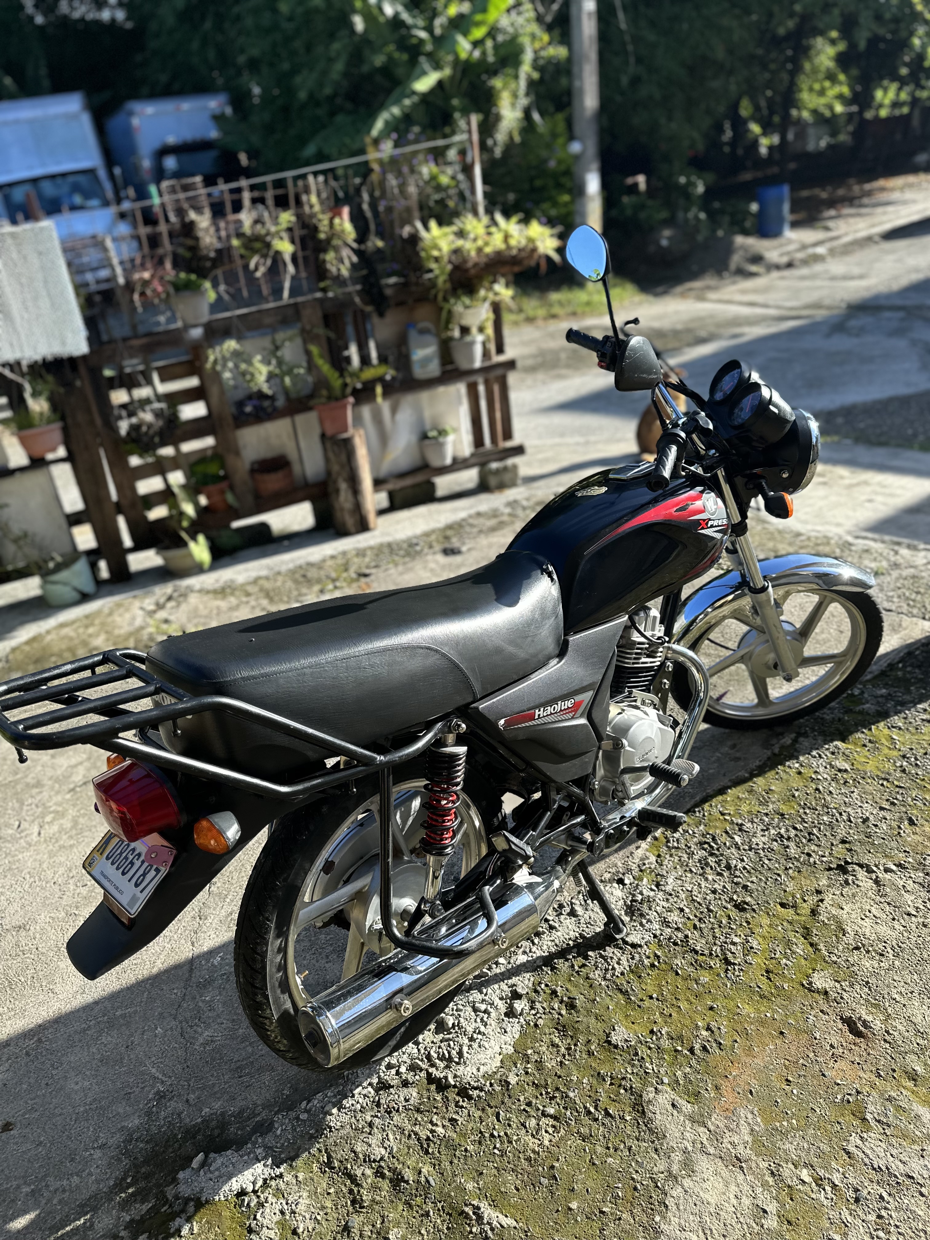 motores y pasolas - Haojue Xpress 125 comodo 73k ligeramente neogicabl 3