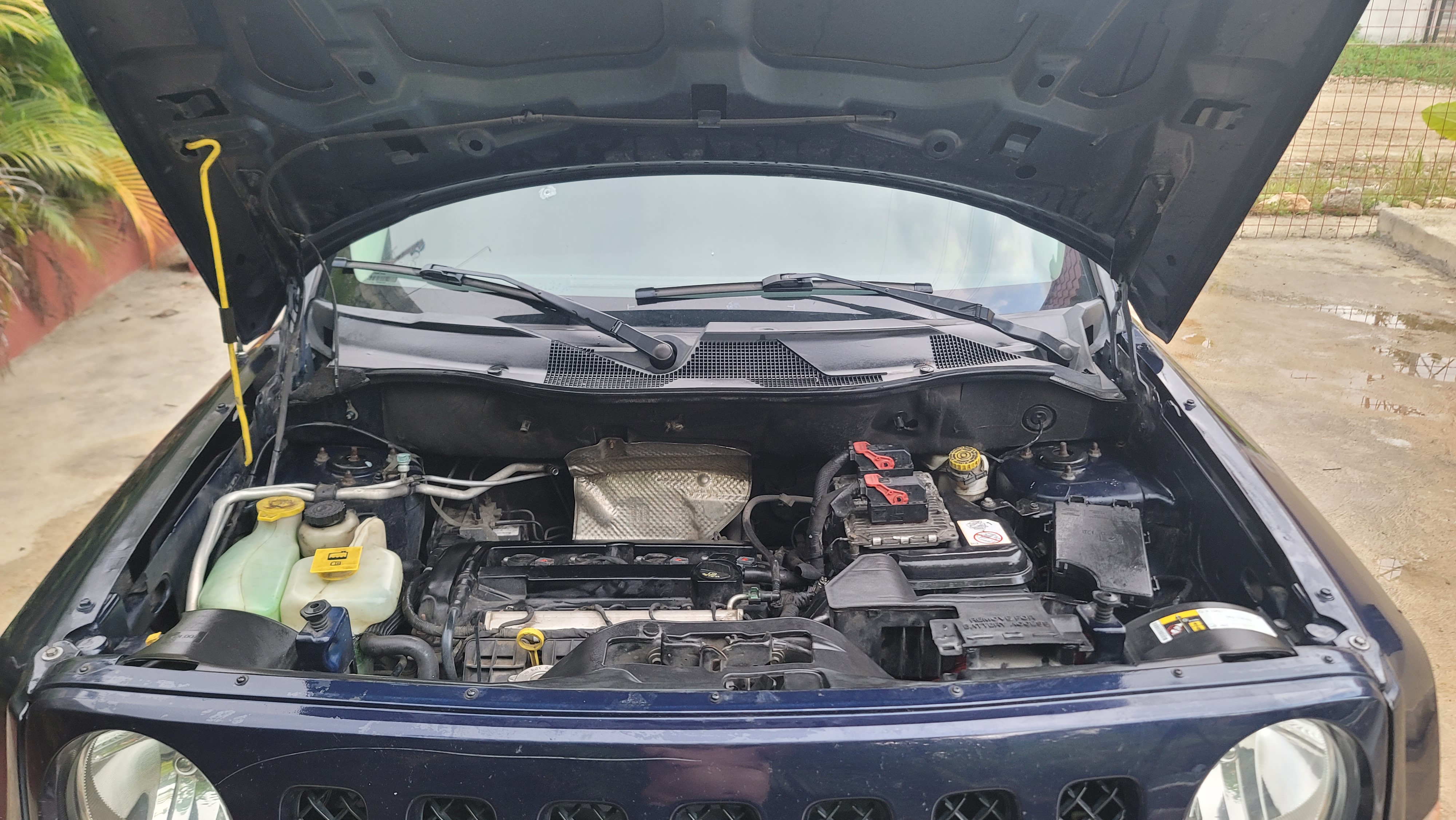 jeepetas y camionetas - Vendo Jeep Patriot 2015 4