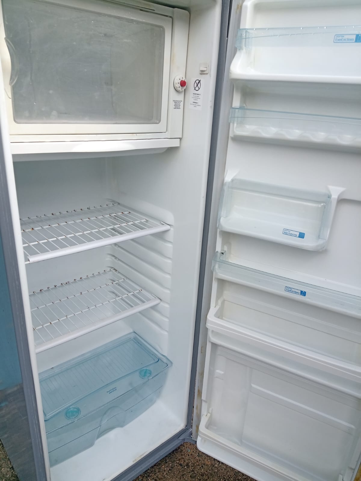 electrodomesticos - NEVERA CETRON DE 9 PIES ESTÁ DE FABRICA FULL 🥶 TIENE 45 DÍA DE GARANTÍA  1
