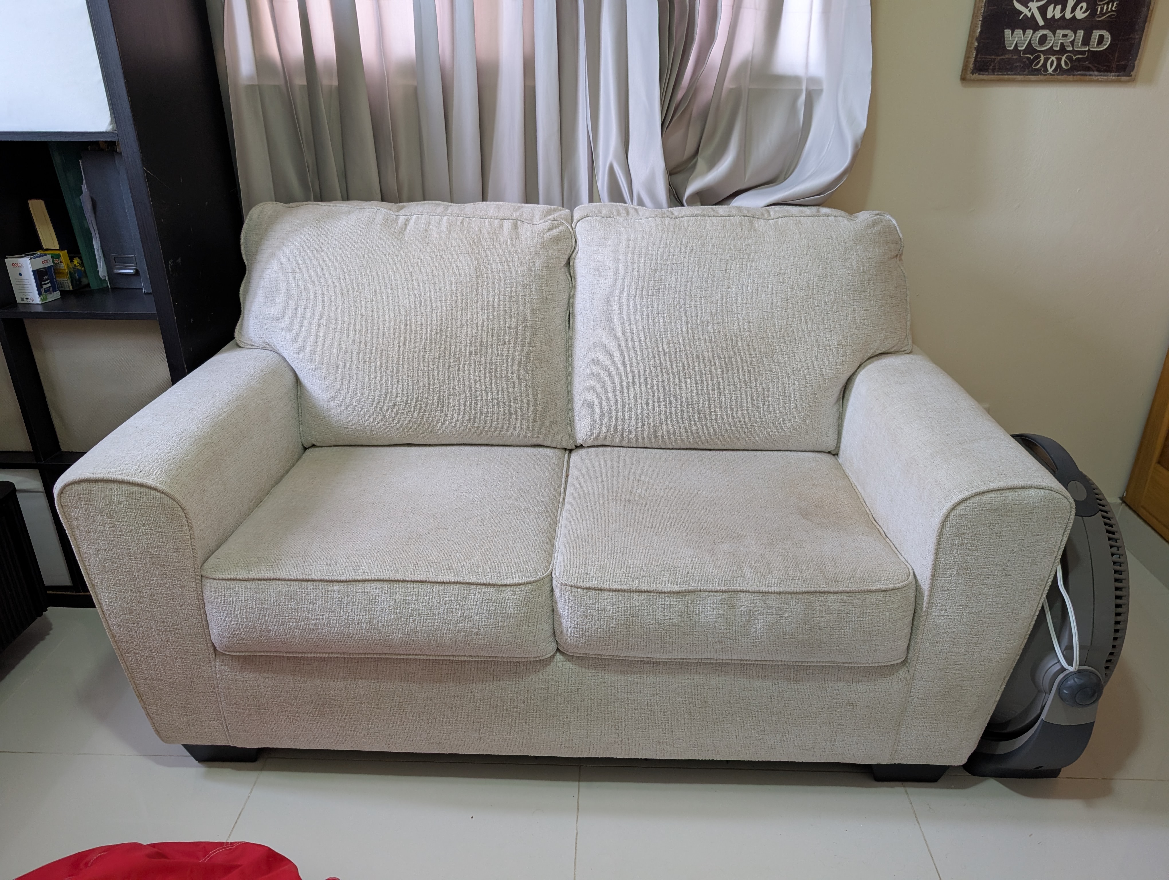 muebles y colchones - Mueble de Ashley 1