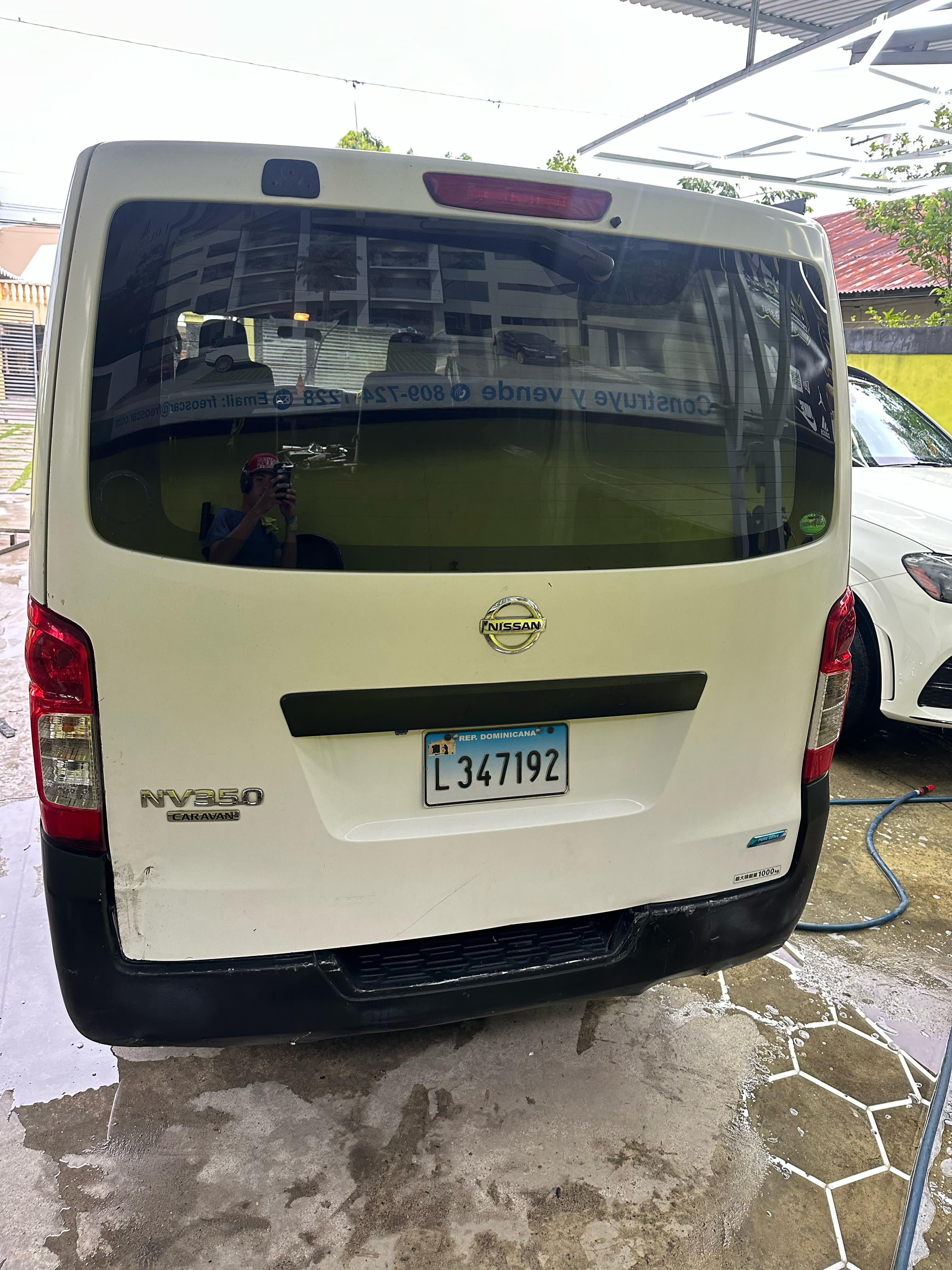 jeepetas y camionetas - Nissan urvan 2016 8