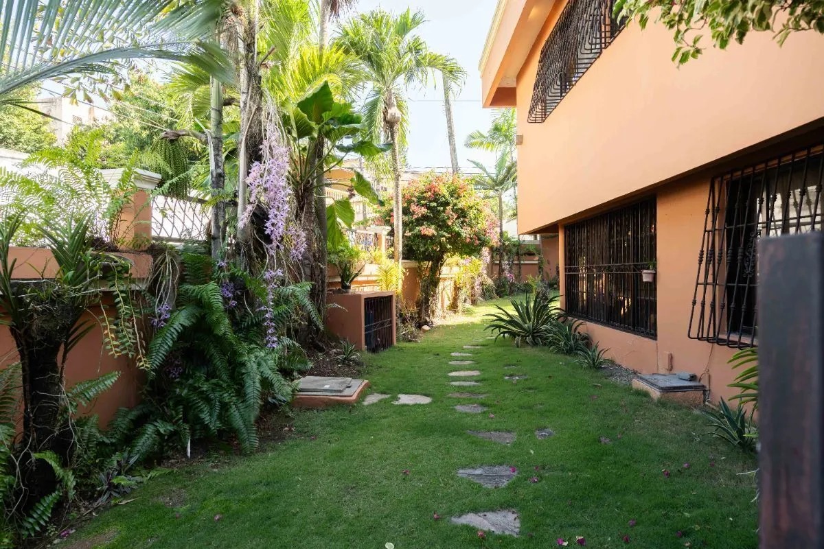 casas - Se Vende Hermosa casa en  Arroyo Hondo II 2
