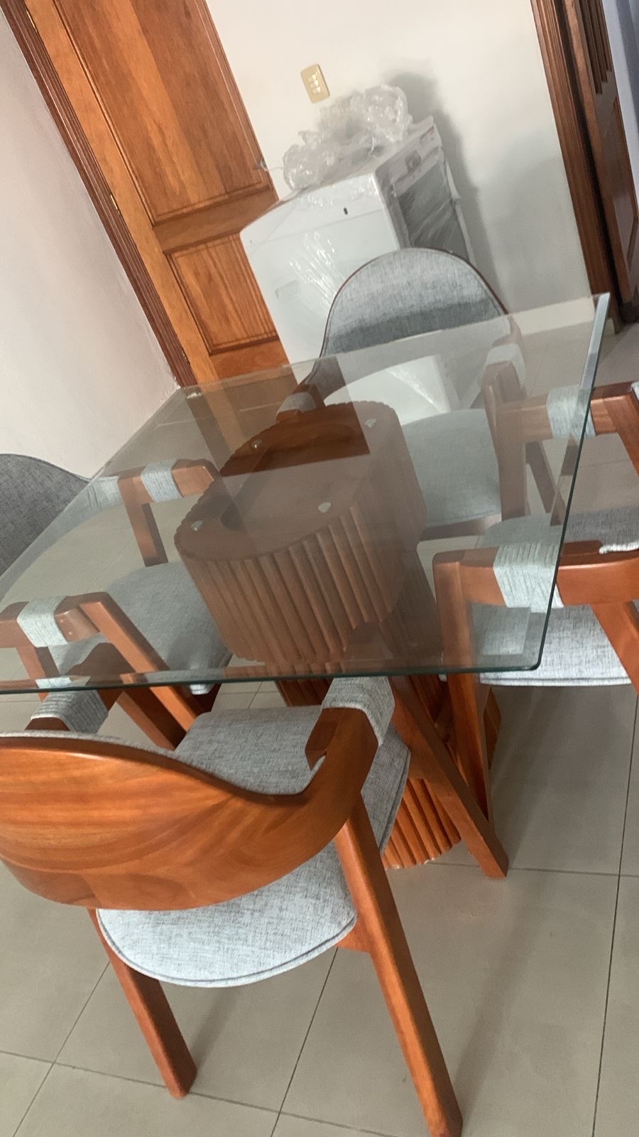 muebles y colchones - comedor.  0
