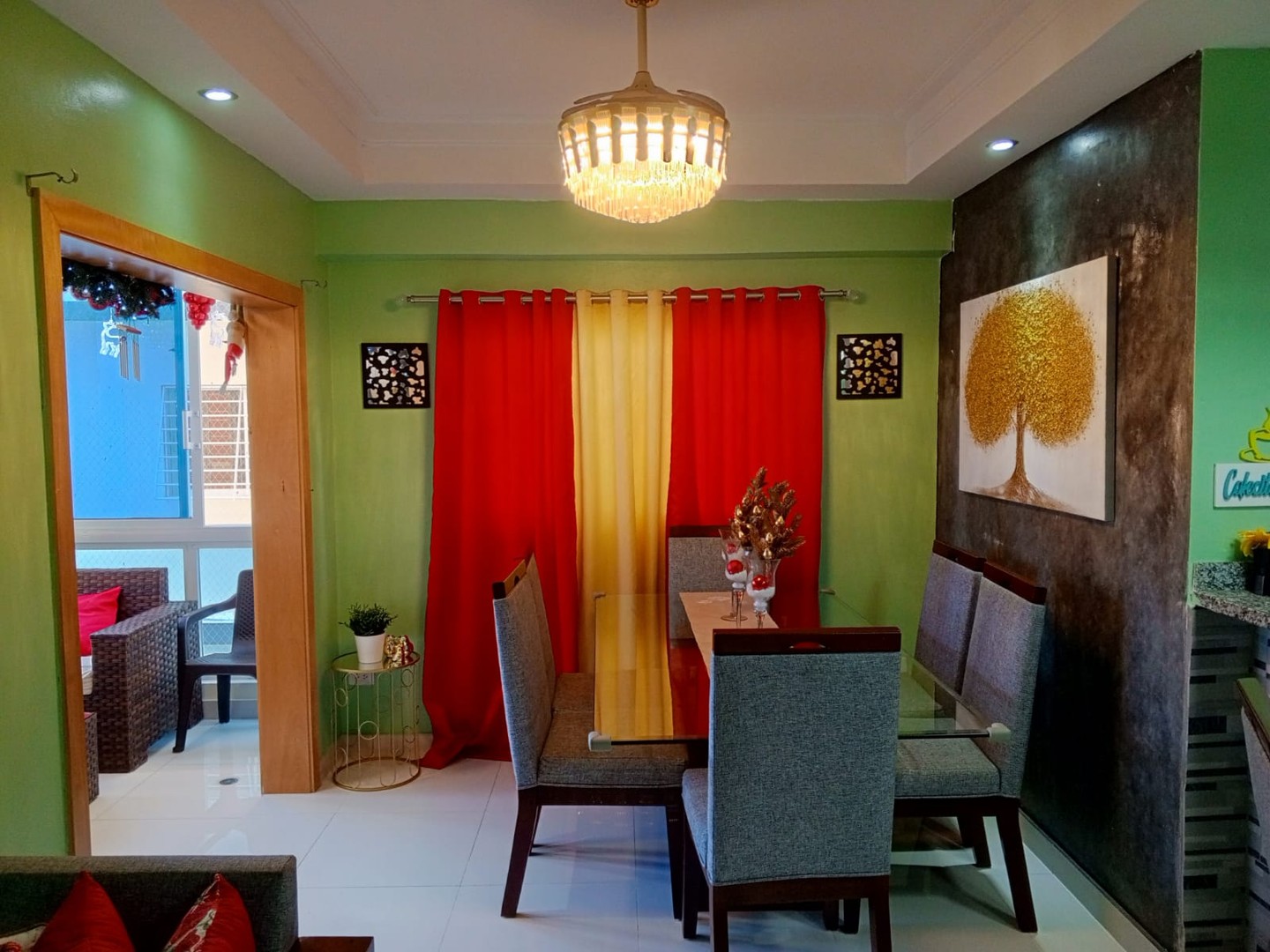 apartamentos - Apartamento Segundo nivel con terraza y parqueos techados, con su titulo (Altagr 9
