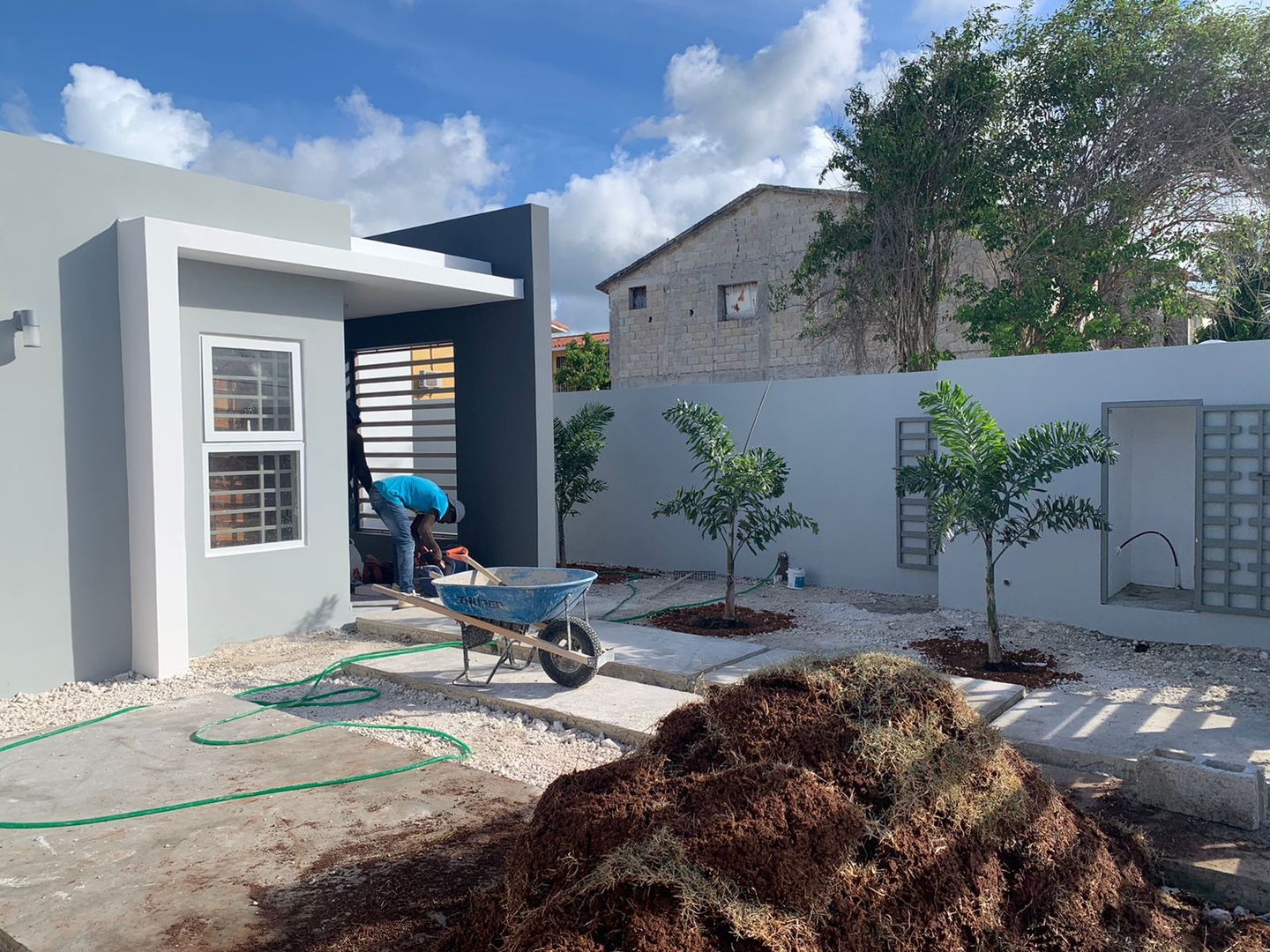 casas - Venta de Villa de un nivel 250mts en punta cana zona turística  3