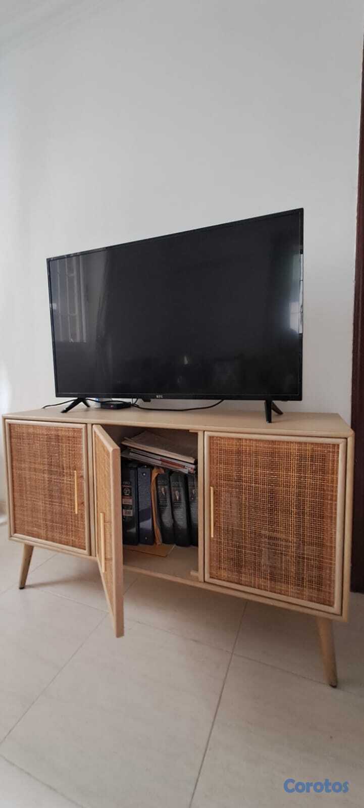 muebles y colchones - Credensa - idónea para almacenaje e ideal para tel