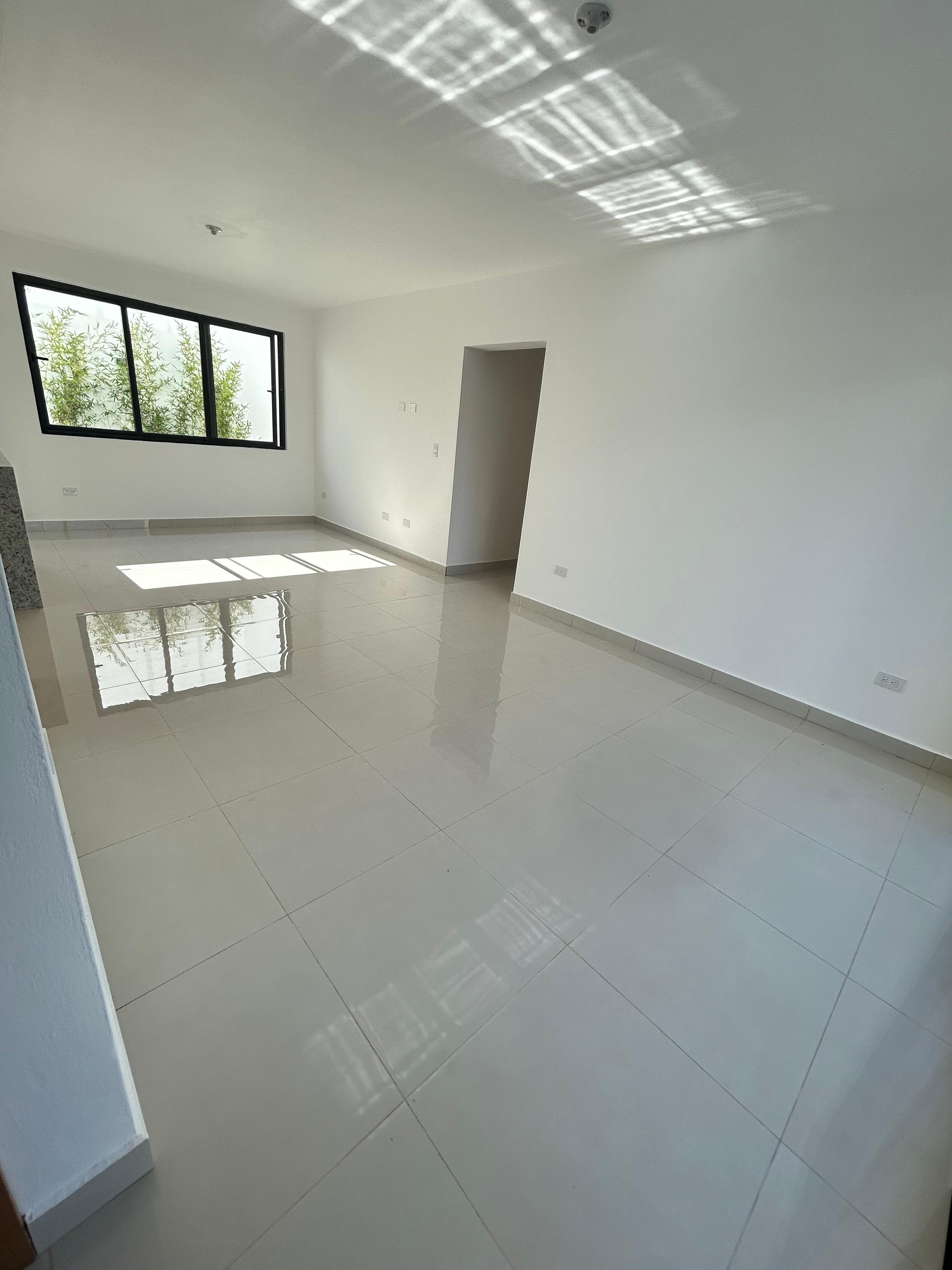 apartamentos - Apartamento 1er Nivel en Residencial Don Simon  5