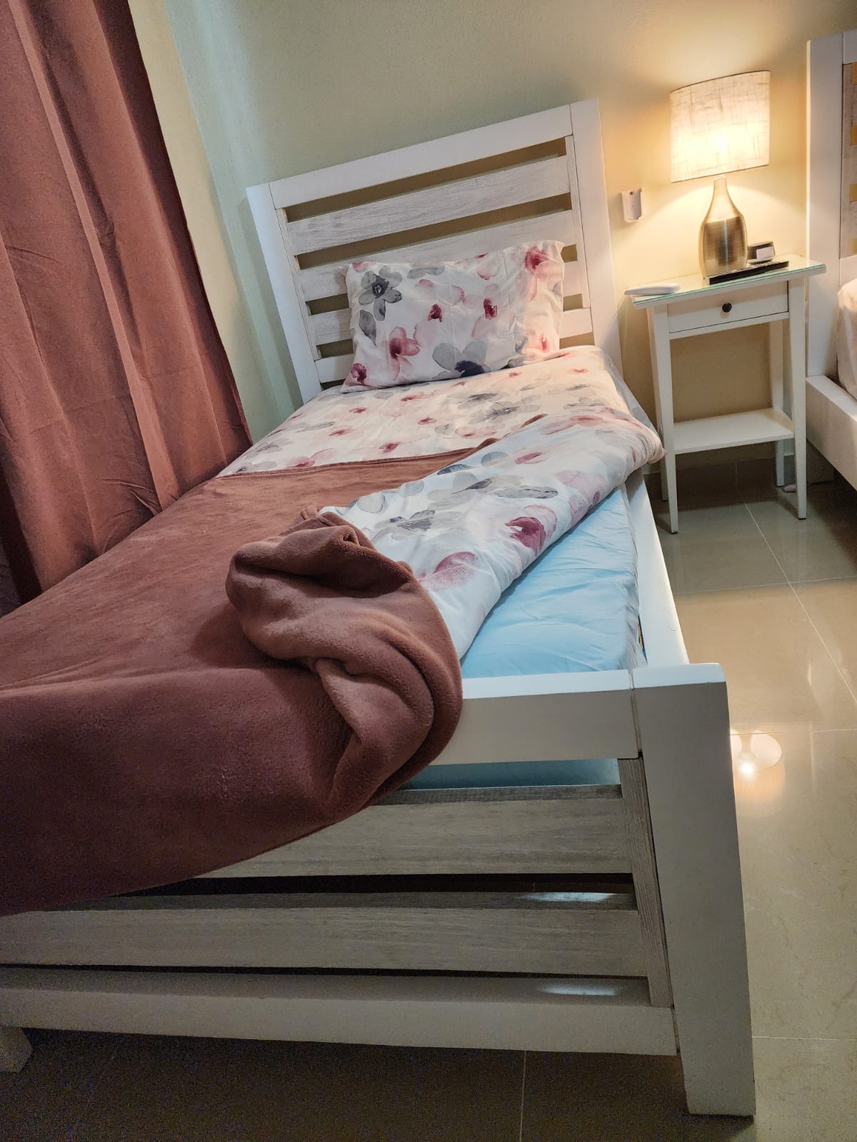muebles - DE OPORTUNIDAD VENDO CAMA TWIN 1