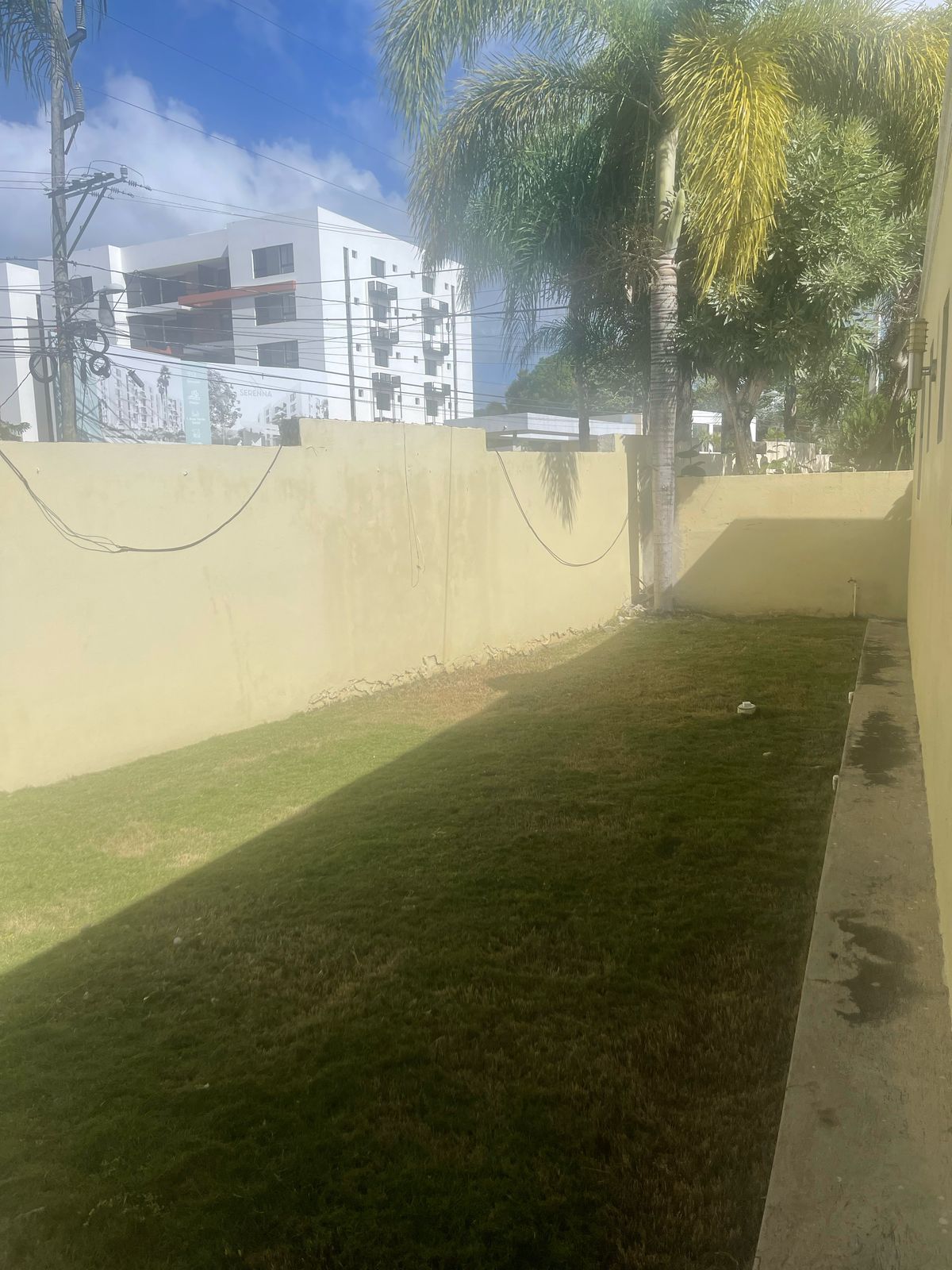 casas - CASA EN VENTA EN LOS RIELES DE GURABO. 7