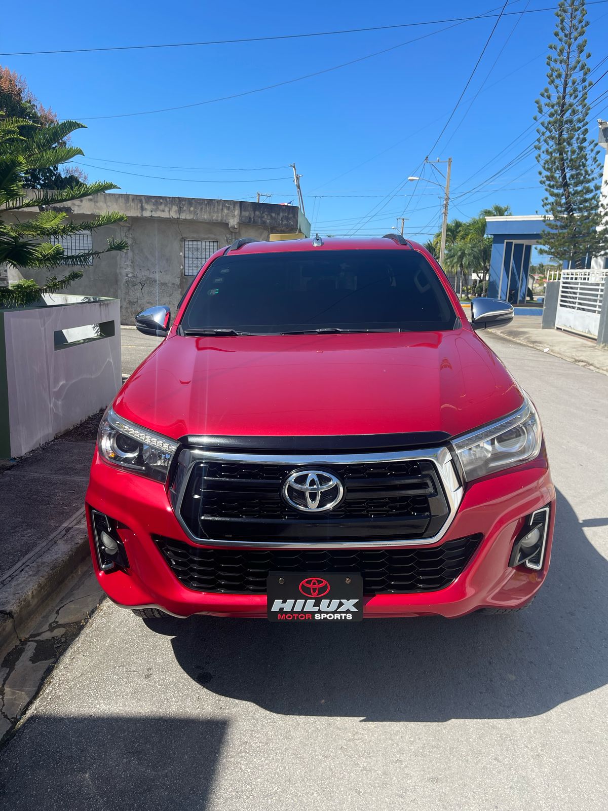jeepetas y camionetas - Vendo hilux TRÉBOL plus 2020 4