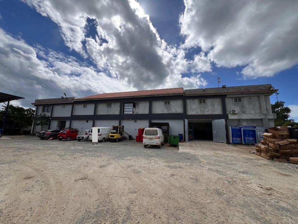 otros inmuebles - Nave Industrial en LA ESTANCIA LA ROMANA 5