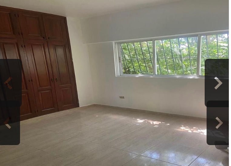 habitaciones y viviendas compartidas - Alquiler habitación (sin amueblar) solo para mujer , 15,000pesos baño privado 0