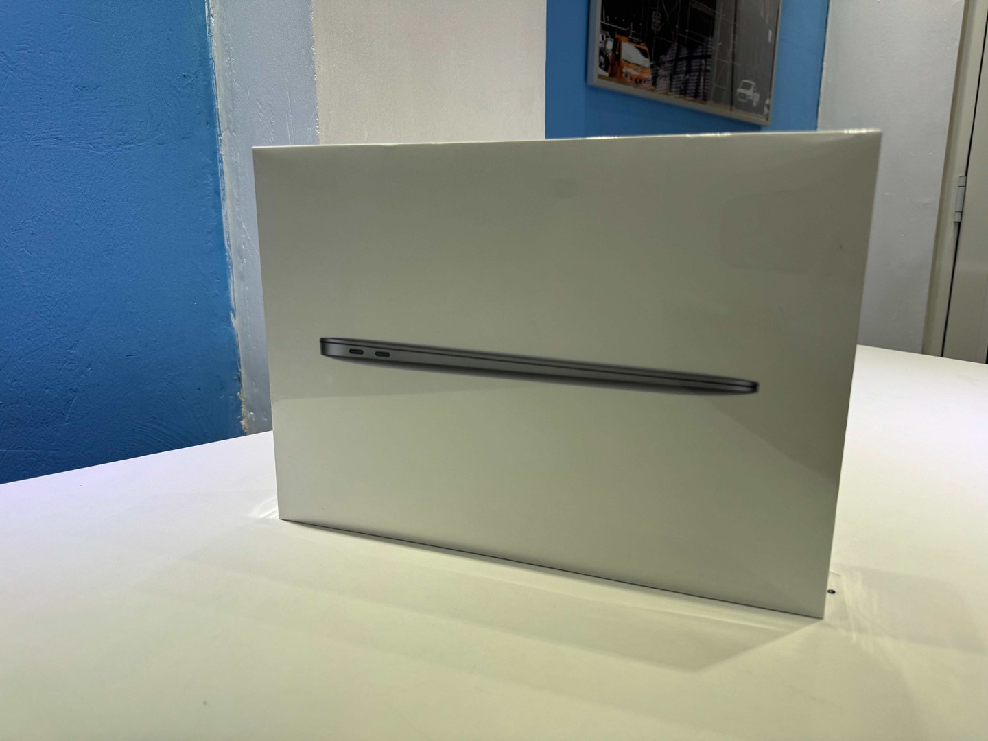 computadoras y laptops - MACBOOK AIR 13 - INCH |M1 APPLE CHIP| 256GB |8GB RAM SELLADAS RD$ 49,500 NEG 0