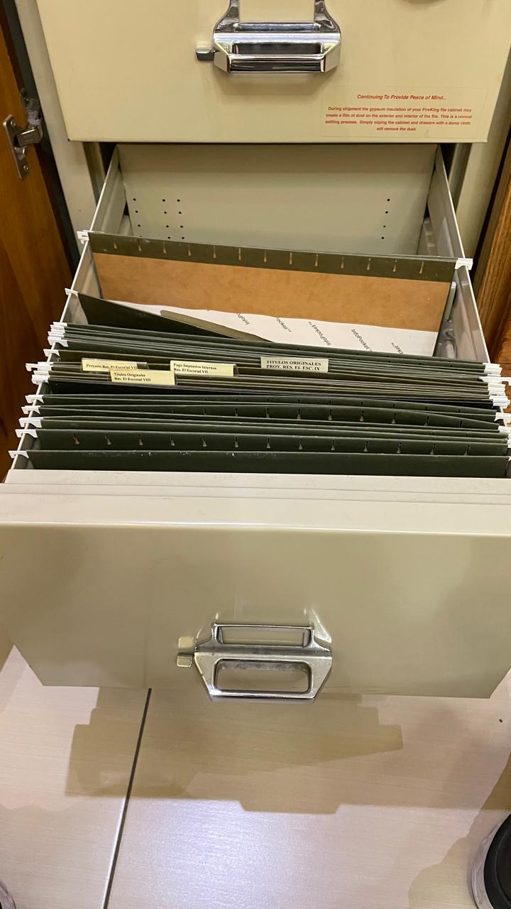 articulos de oficina - Archivo para documentos con caja fuerte 1