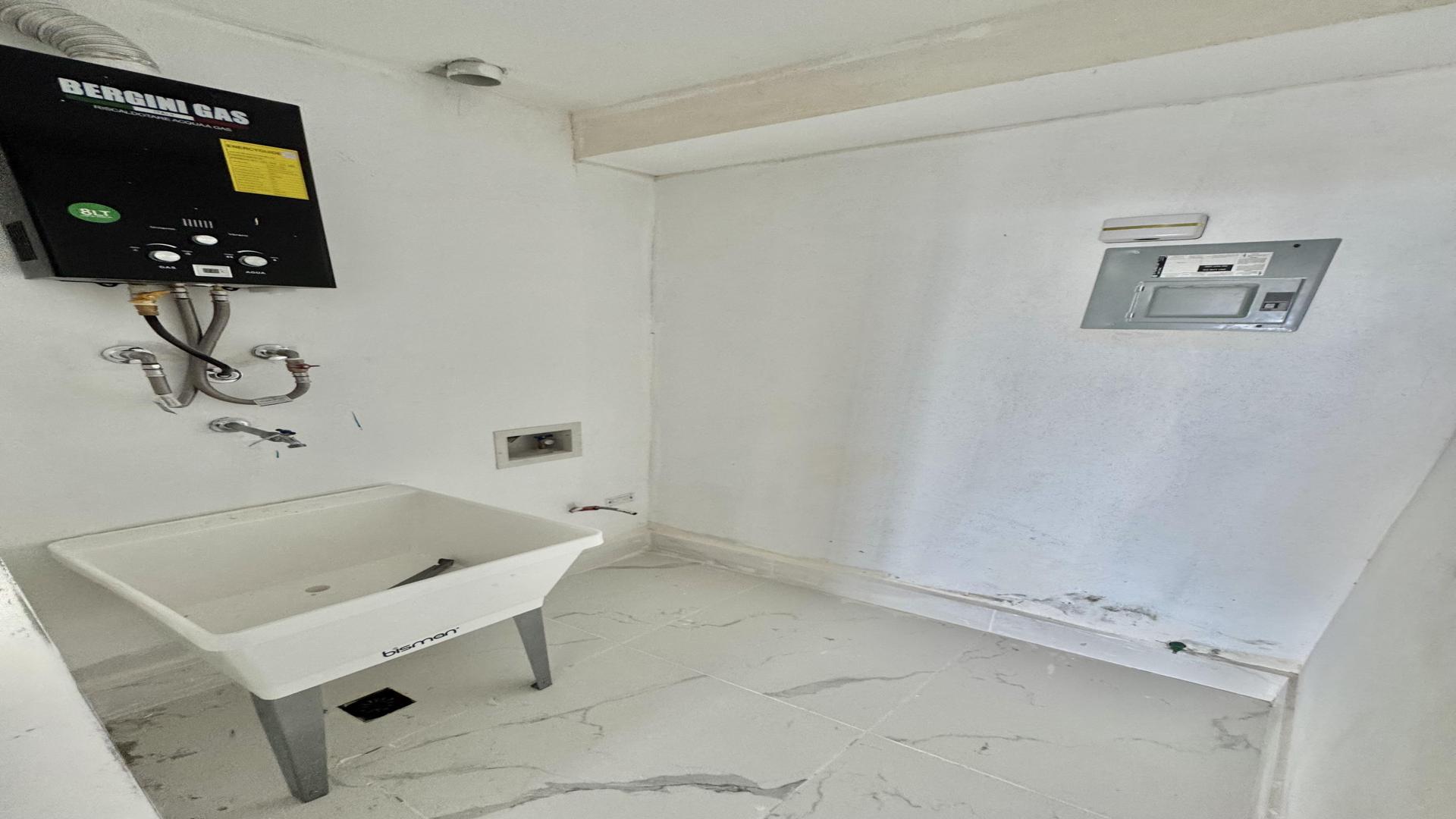 apartamentos - Apartamento Nuevo en Evaristo Morales 6