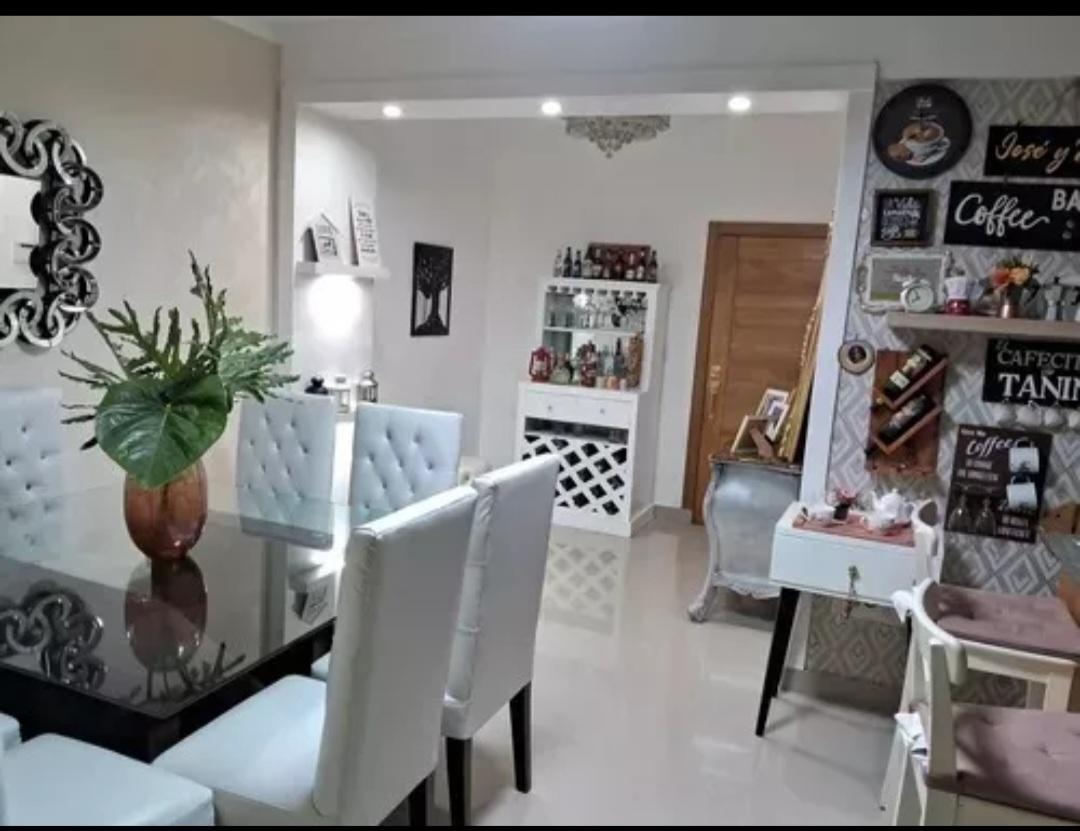 apartamentos - Apto completamente remodelado en Altos de Arroyo Hondo II 9