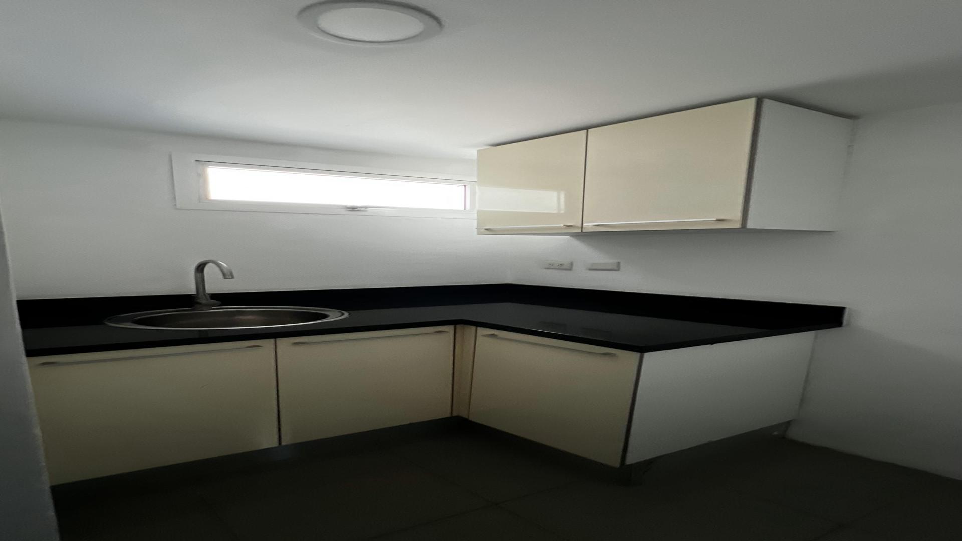 apartamentos - Penthouse en Alquiler en Avenida Anacaona con Vista al Mar y Mirador Sur 8